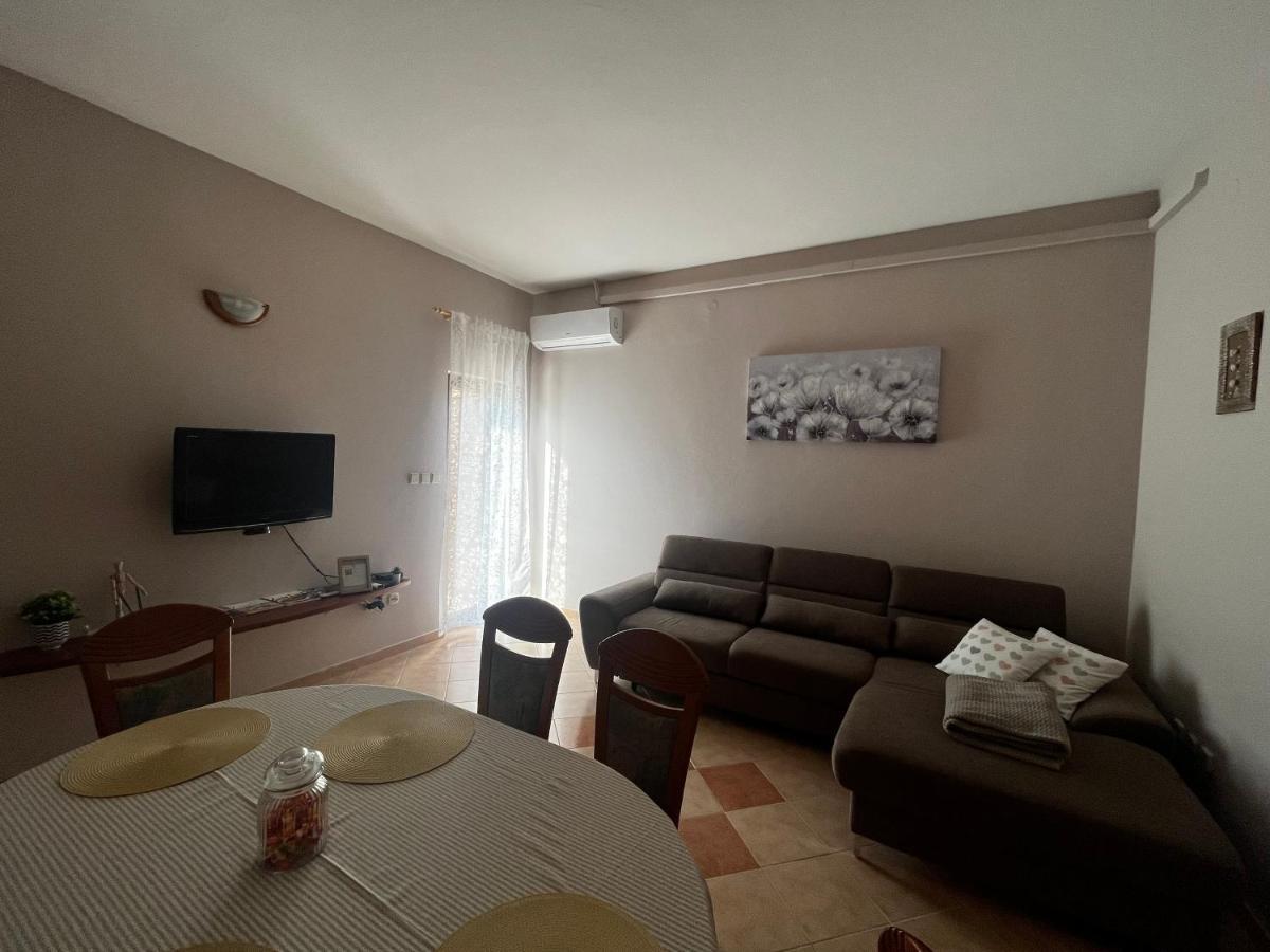 Apartment Lina Zadar Eksteriør bilde
